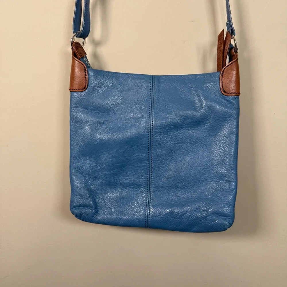 Brighton Shiloh Africanz Blue Pebbled Leather Crossbody Organizer Bag